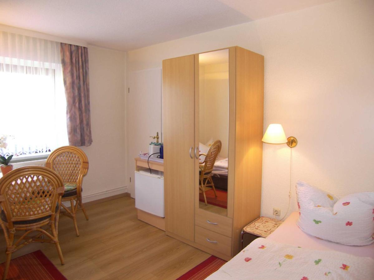 Ferienhaus Alice 10 Gehminuten Vom Strand Entfernt Heringsdorf  Luaran gambar