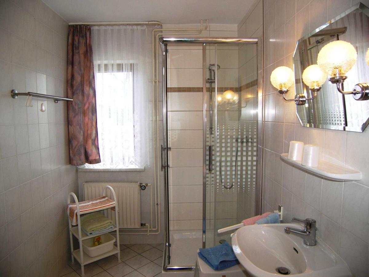 Ferienhaus Alice 10 Gehminuten Vom Strand Entfernt Heringsdorf  Luaran gambar