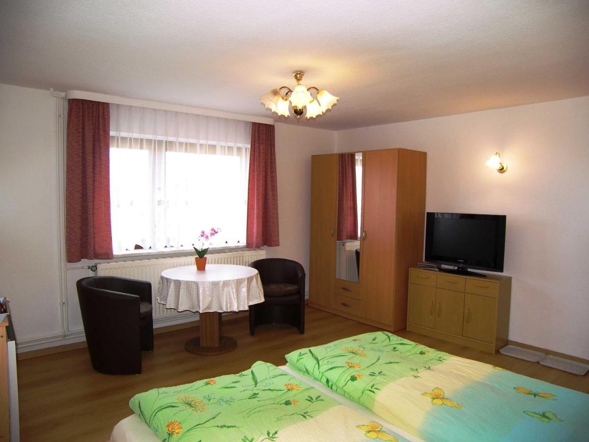 Ferienhaus Alice 10 Gehminuten Vom Strand Entfernt Heringsdorf  Luaran gambar